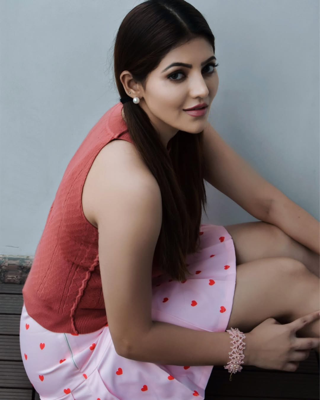 Olive Gold Draping: Athulyaa's Velvet Textile Showcase
