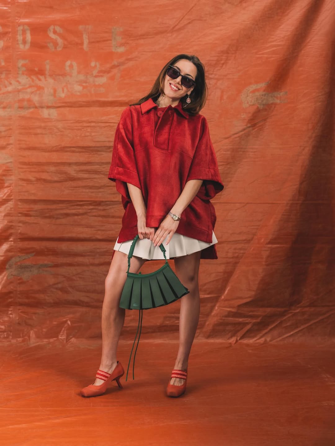 Aubrey Plaza: A Gallery of Edgy Style and Attitude