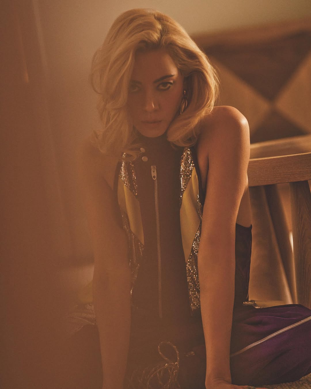 Aubrey Plaza: A Gallery of Edgy Style and Attitude