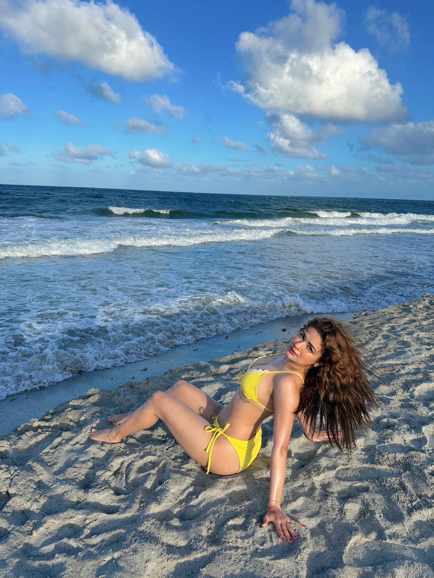 Avneet Kaur's Sunny Yellow Bikini Glows by the Sea