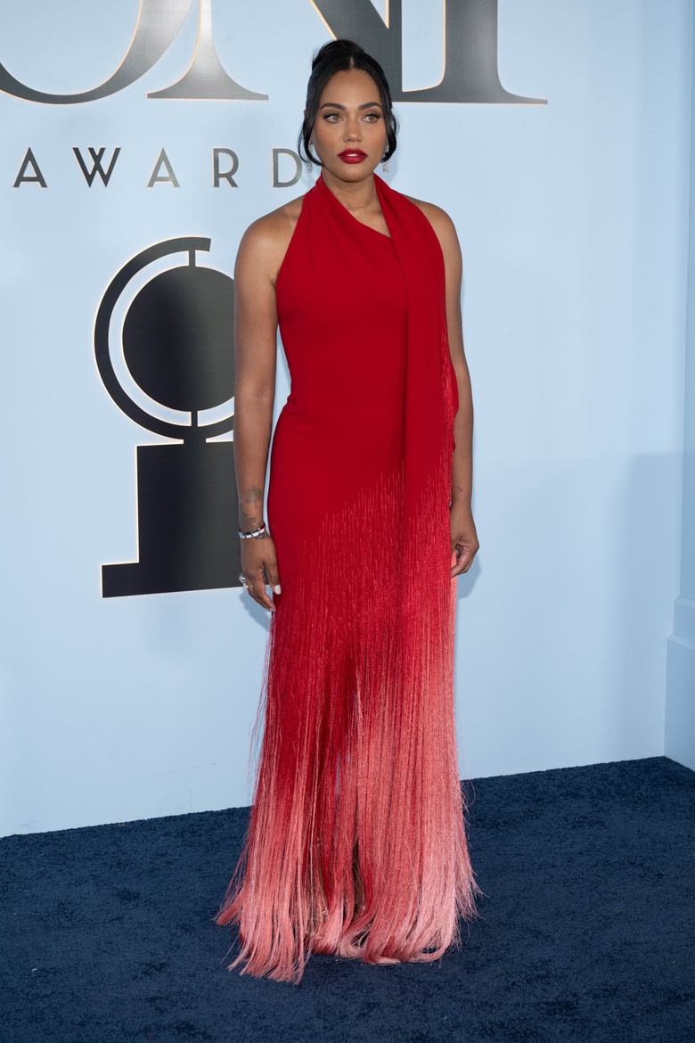 Ayesha Curry’s Red Carpet Reign: Shining Bright at the Tony Awards