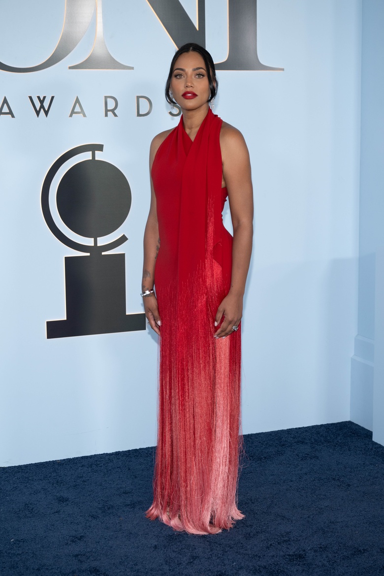 Ayesha Curry’s Red Carpet Reign: Shining Bright at the Tony Awards