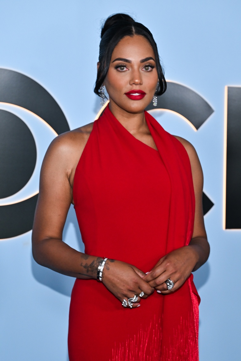 Ayesha Curry’s Red Carpet Reign: Shining Bright at the Tony Awards