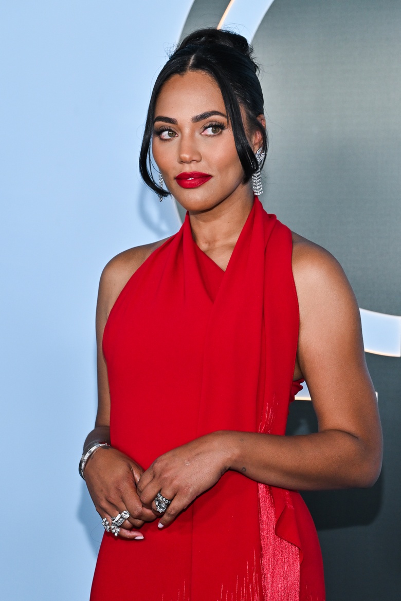 Ayesha Curry’s Red Carpet Reign: Shining Bright at the Tony Awards
