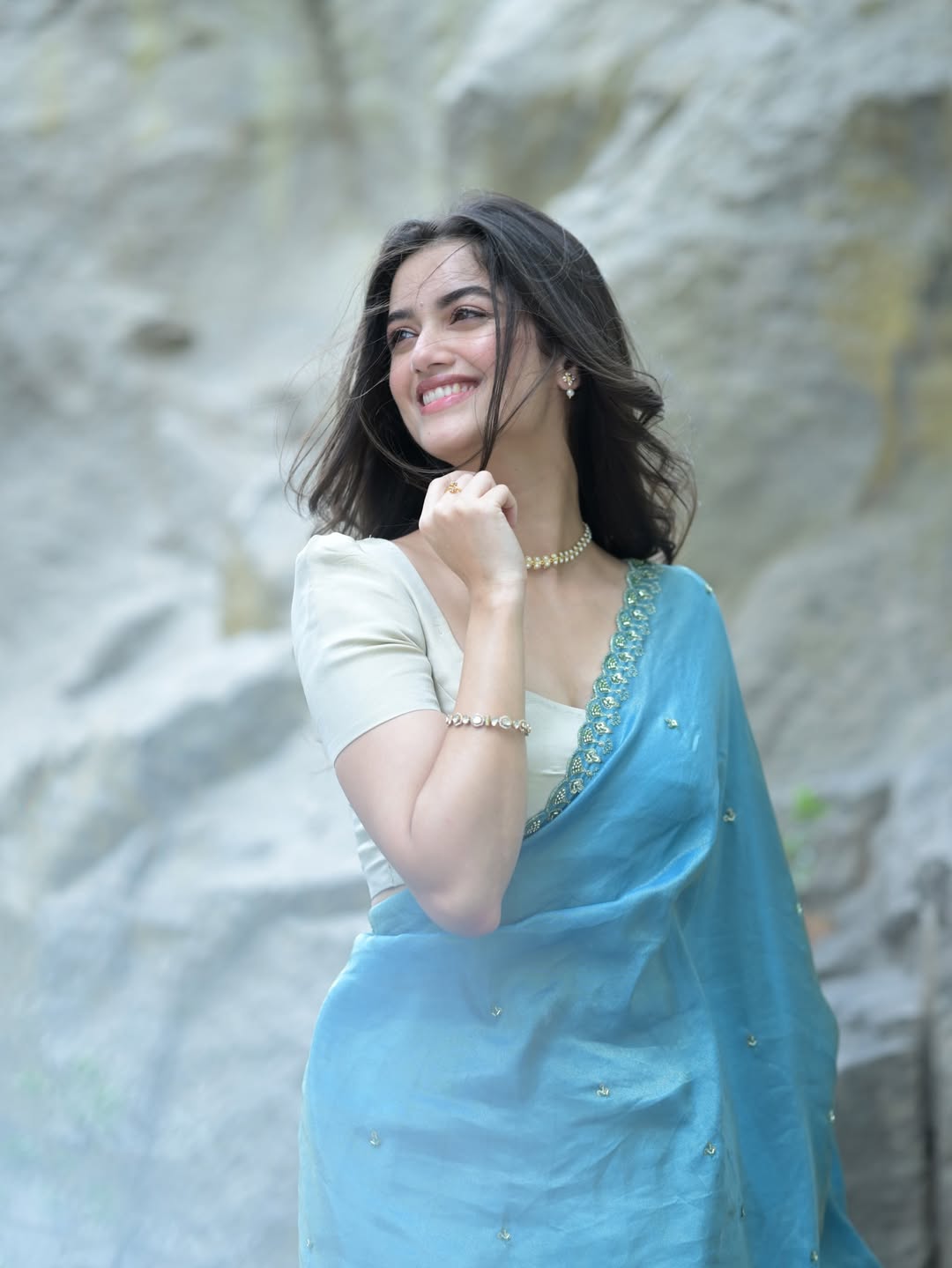 Bhagyashri Borse Shines in Stunning Festive Attire