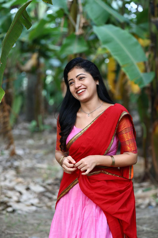 Bhairavi Ardhya Deka's Stunning Charm in This Photo Series!