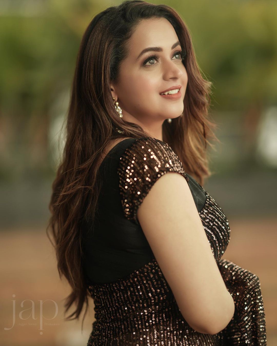 Bhavana Menon Stunning Latest Saree Looks You Must See
