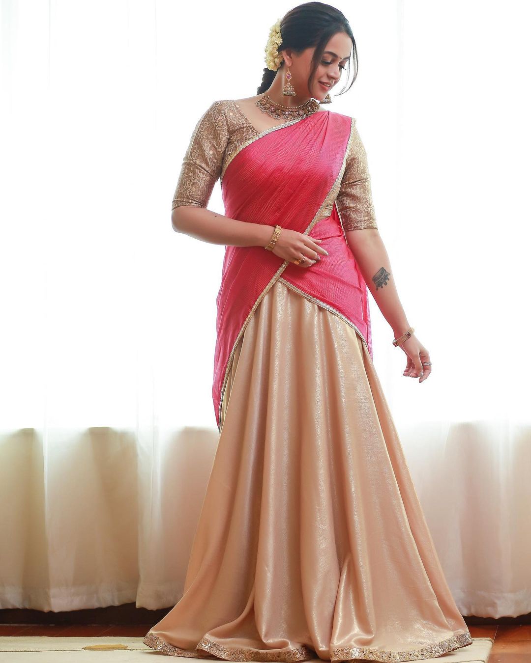 Bhavana Menon Stunning Onam Saree Photos and Kerala Elegance