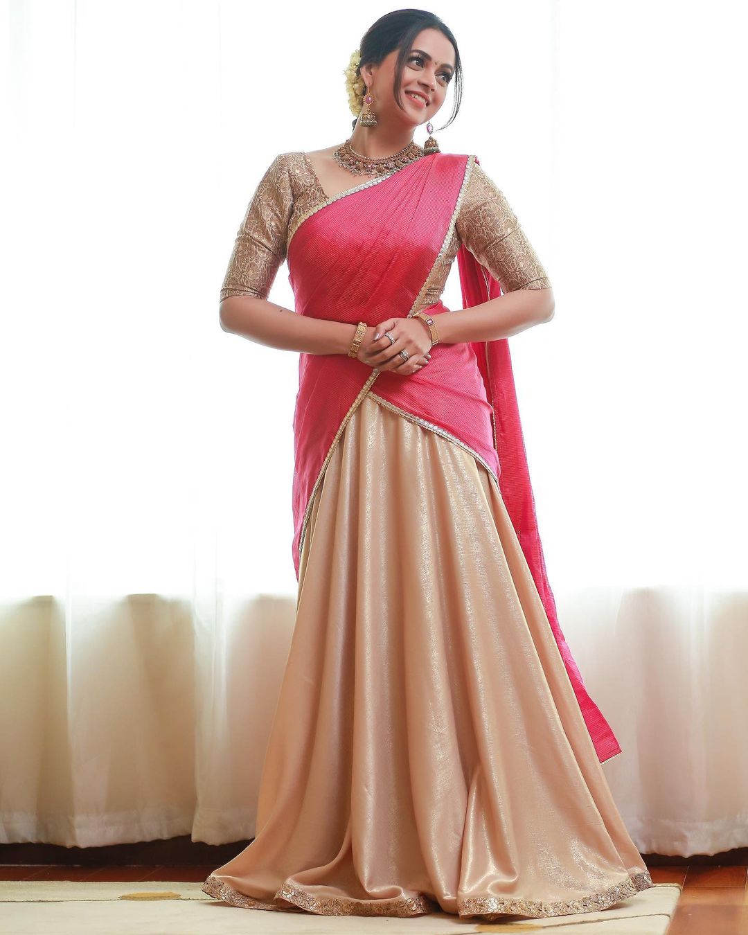 Bhavana Menon Stunning Onam Saree Photos and Kerala Elegance