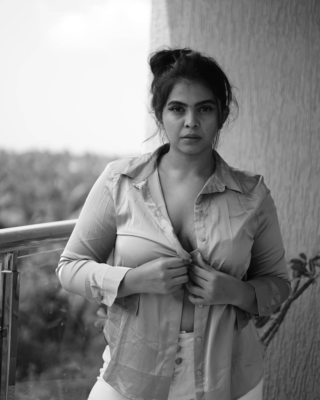 Bhuvaneshwari Devi Poduval: Ethereal Water Portraits