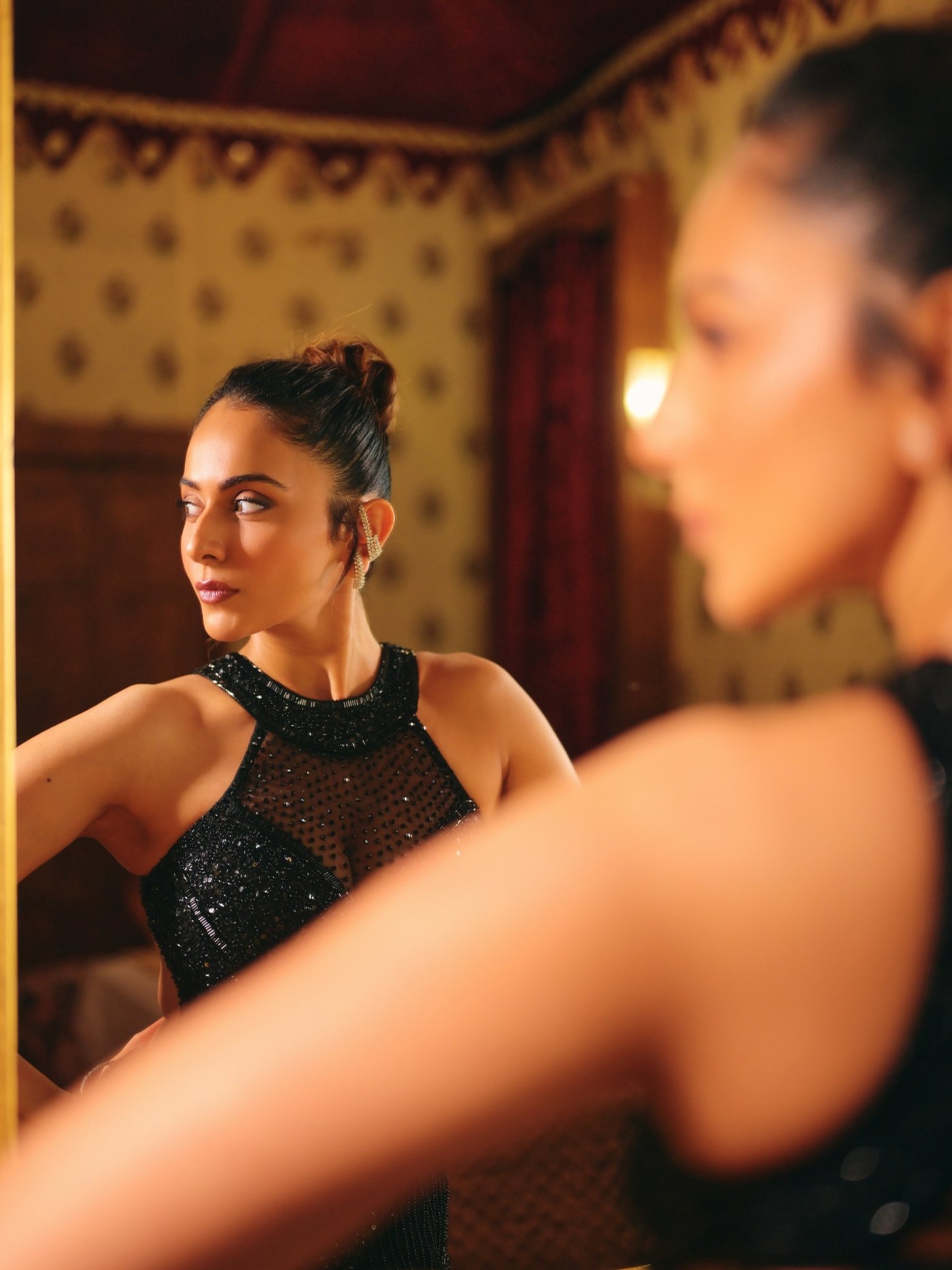 Rakul Preet Singh’s Midnight Glamour: Black, Sparkle, and Timeless Elegance