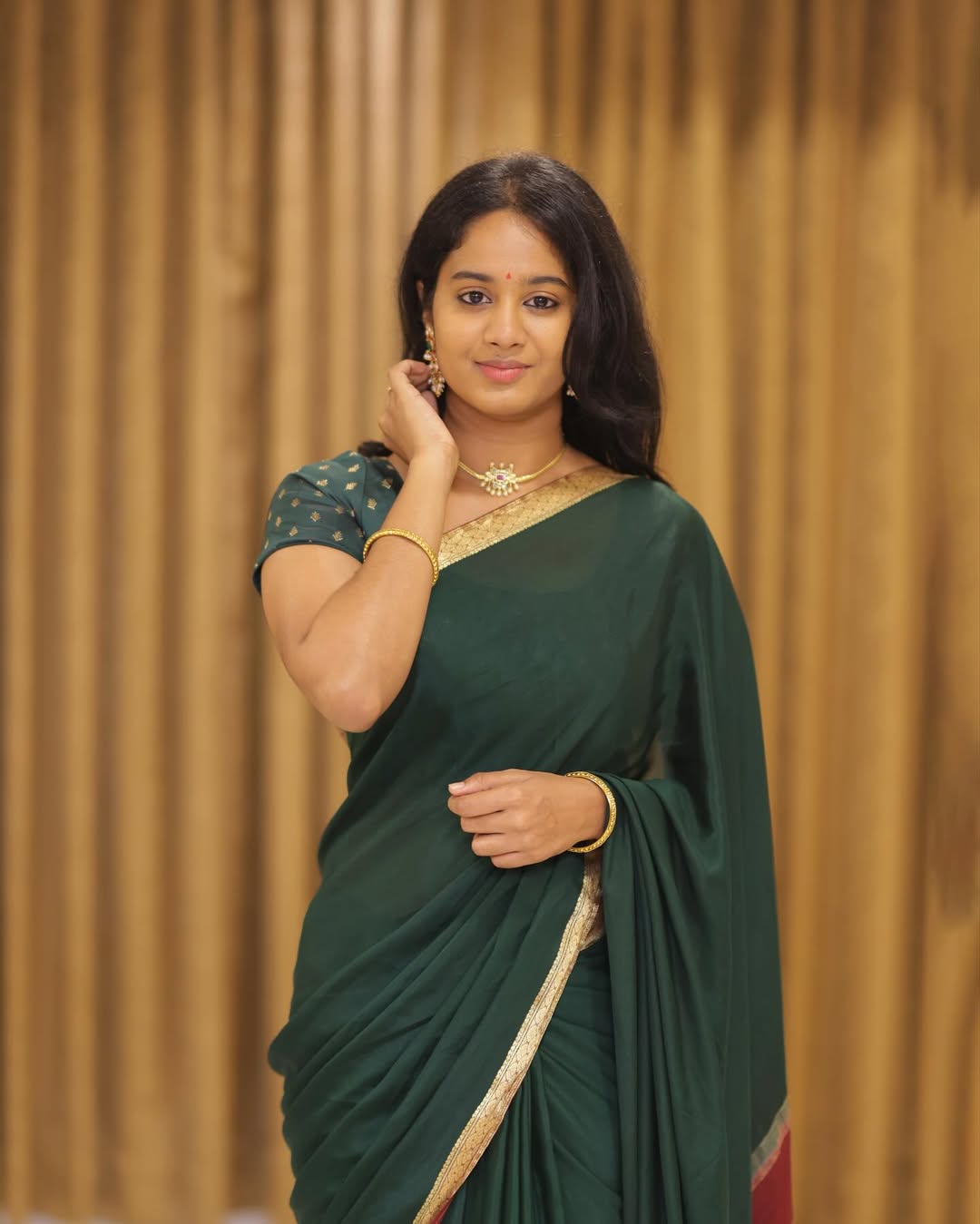Brigida's Regal Green Saree Look Captures Hearts