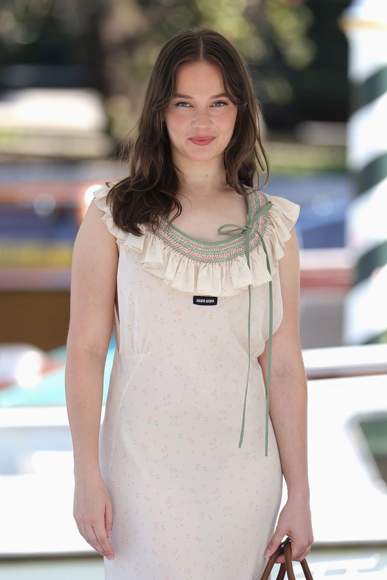 Cailee Spaeny Stuns in Chic Ensemble at Prestigious Film Festival Event
