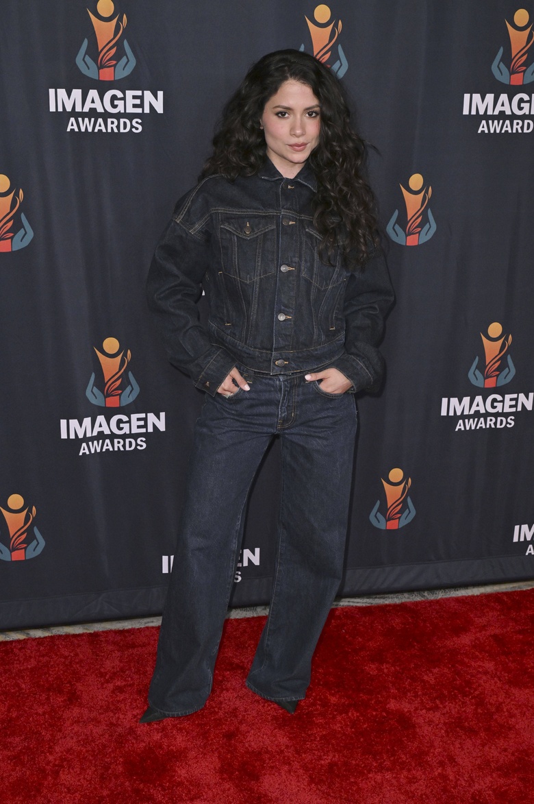 Camila Perez shines at the 41st Imagen Awards in Los Angeles. - Photos & Updates