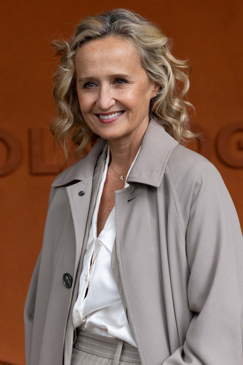 Caroline Roux Steals the Show at Parisian Photocall!