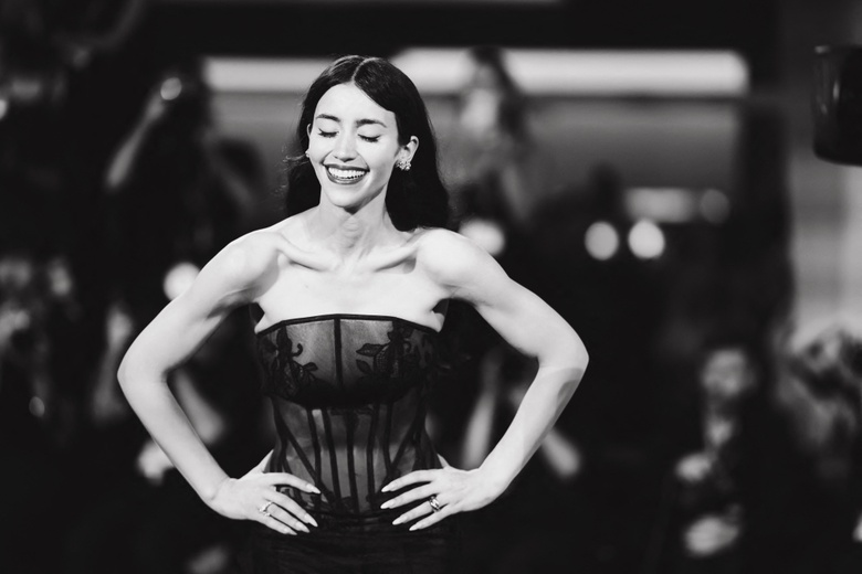 Caylee Cowan Steals the Spotlight at Venice Film Festival Gala