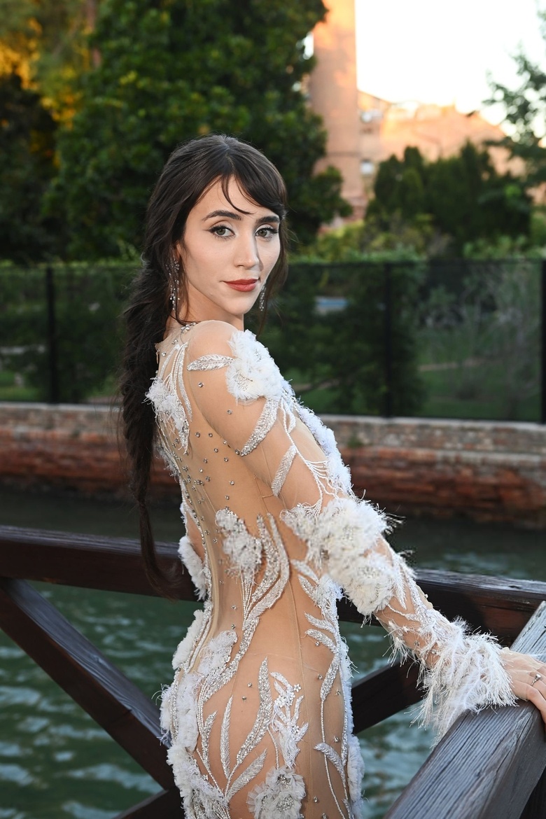 Caylee Cowan Glows in Venice: Effortless Chic at the amfAR Gala