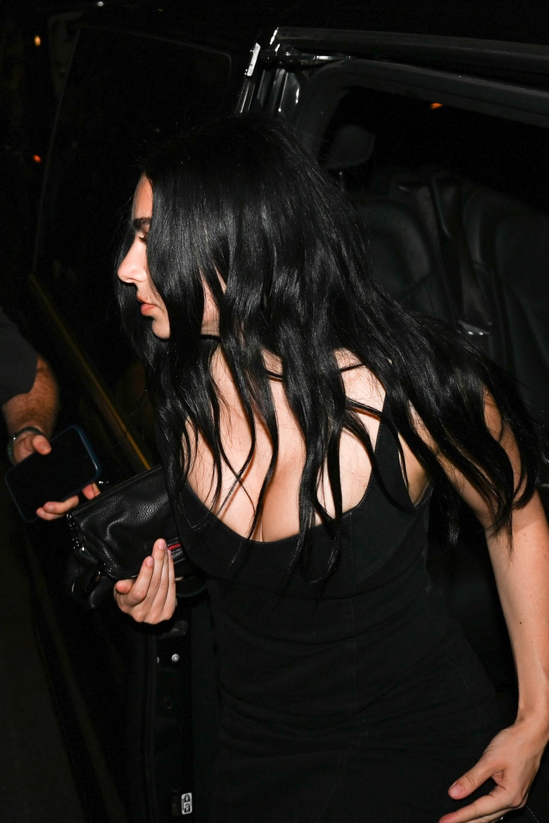 Charli Xcx’s Futuristic Glamour Steals the Spotlight at Paris Fashion Week Afterparty