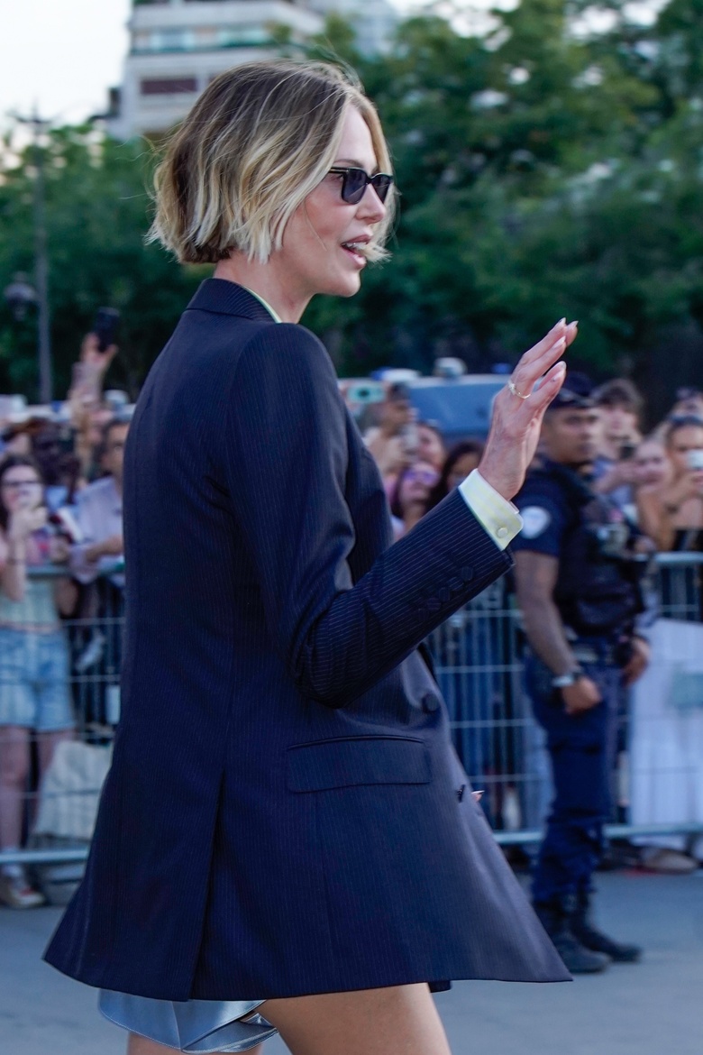 Charlize Theron’s Effortless Glamour at the Paris Odyssey Special Event