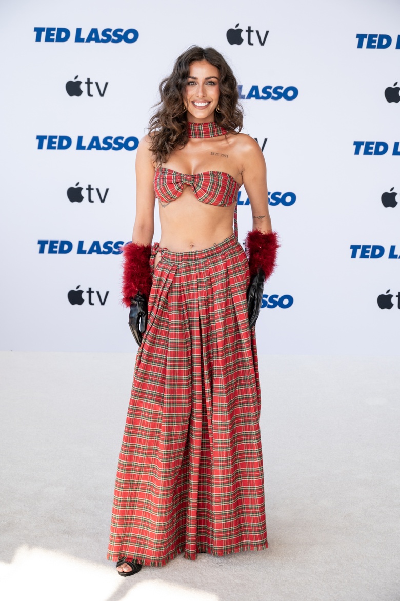 Chloe Veitch Radiates Hollywood Glamour at Los Angeles Premiere Event