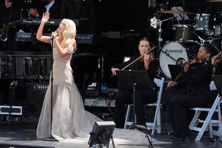 Christina Aguilera Brings the Glamour with Iconic Hollywood Style