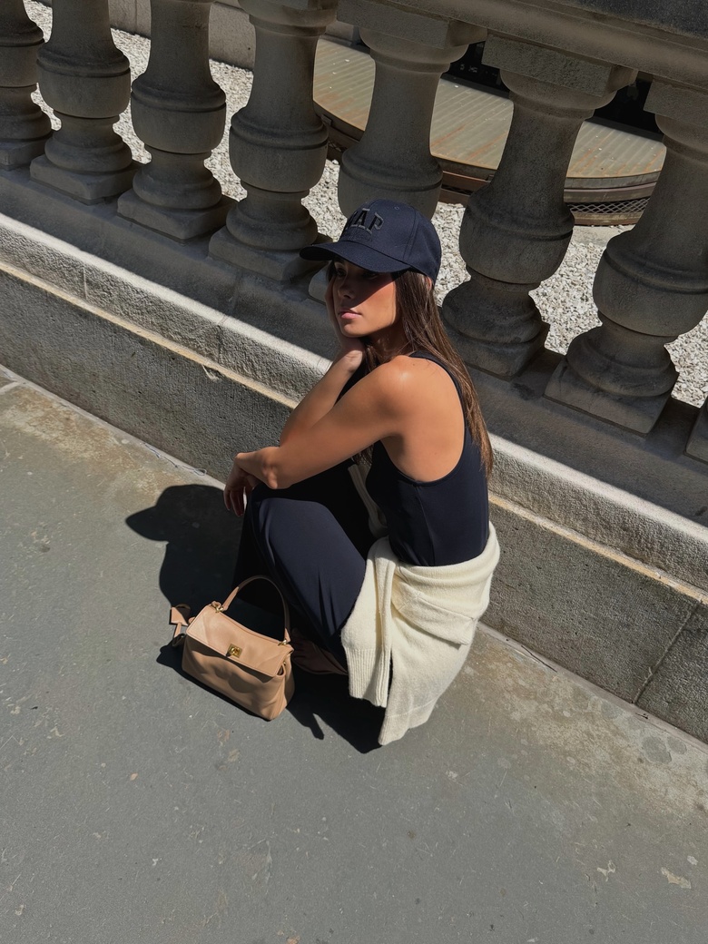 Cindy Mello's Stunning Fashion Moment Captures Hearts