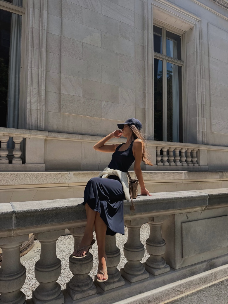 Cindy Mello's Stunning Fashion Moment Captures Hearts