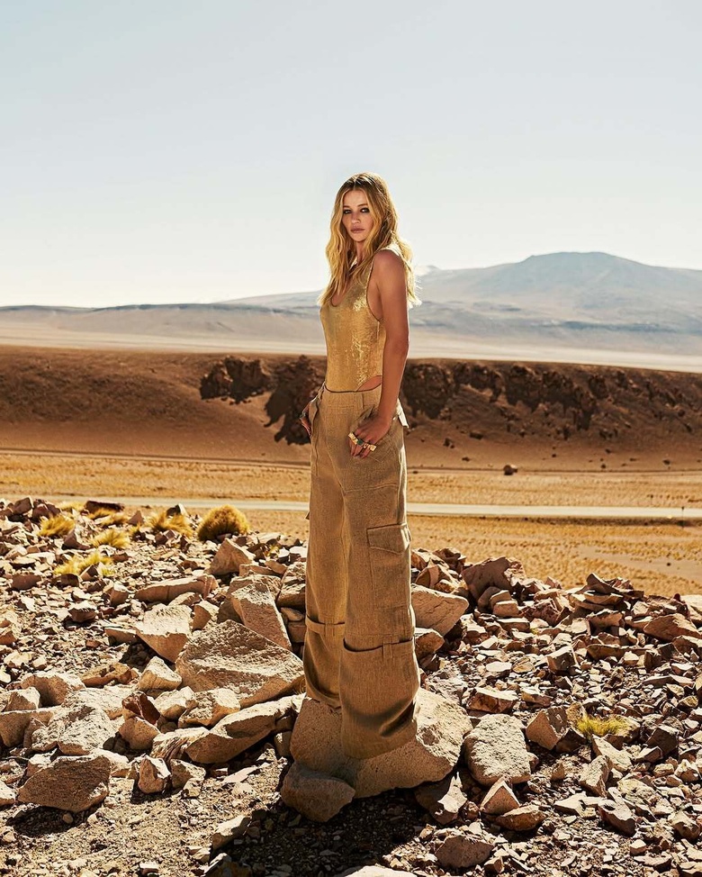 Cintia Dicker's Stunning Look at the Event