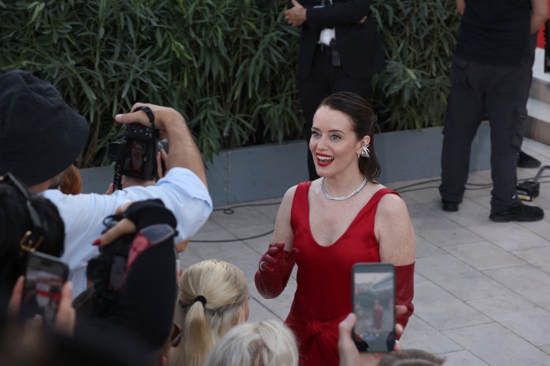 Claire Foy's Effortless Elegance Shines at the Venice Film Festival