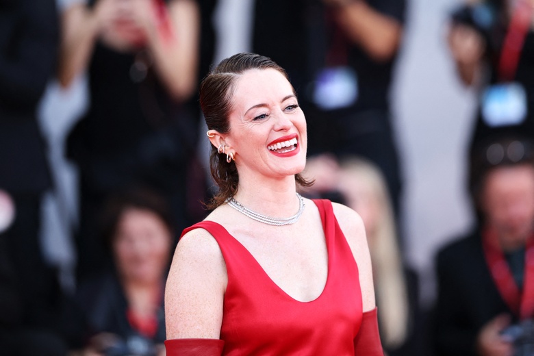 Claire Foy's Effortless Elegance Shines at the Venice Film Festival