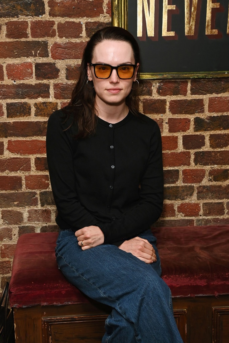 Daisy Ridley's Effortless Glamour Shines at London Event