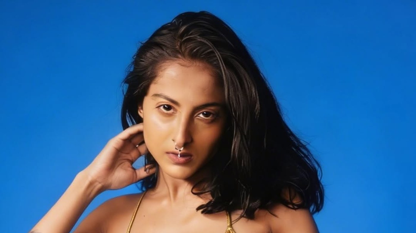 Debpriya Ghosh’s Bold Bikini Saree Fusion Redefines Glamour