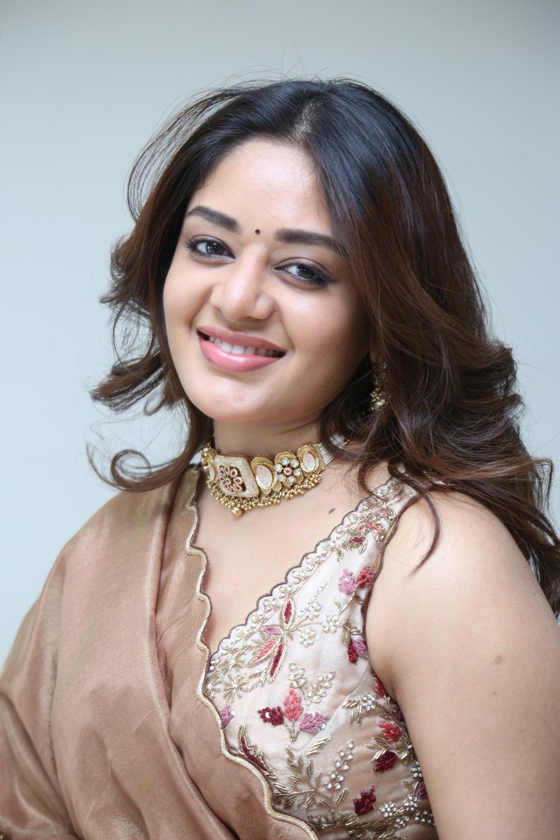 Deepshikha Chandran HD Photos Latest Fashion & Event Looks