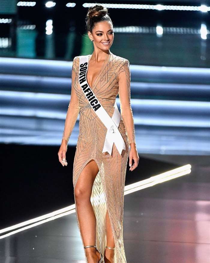 Demi Leigh Tebow's Stunning Style Gallery