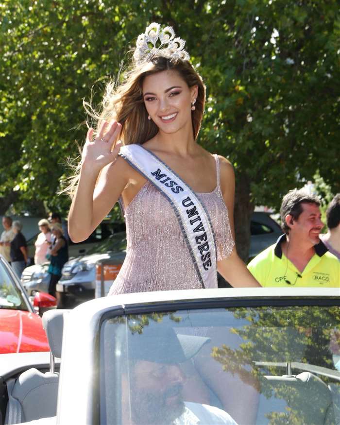 Demi Leigh Tebow's Stunning Style Gallery