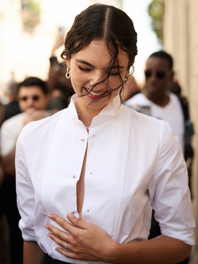 Deva Cassel Captivates Paris: Shining at Dior's Haute Couture Show!