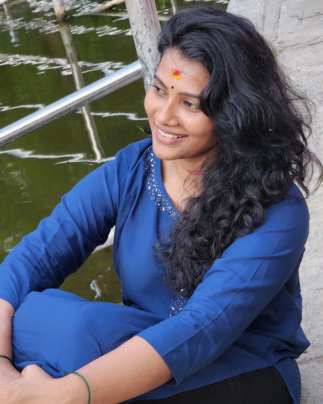 Dhivya Duraisamy Latest Photoshoot Gallery and Style