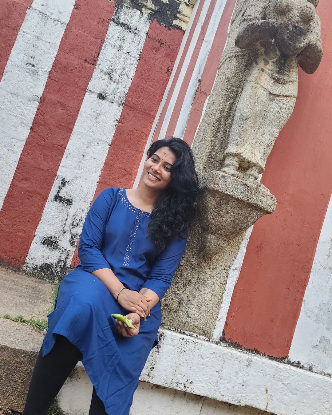Dhivya Duraisamy Latest Photoshoot Gallery and Style