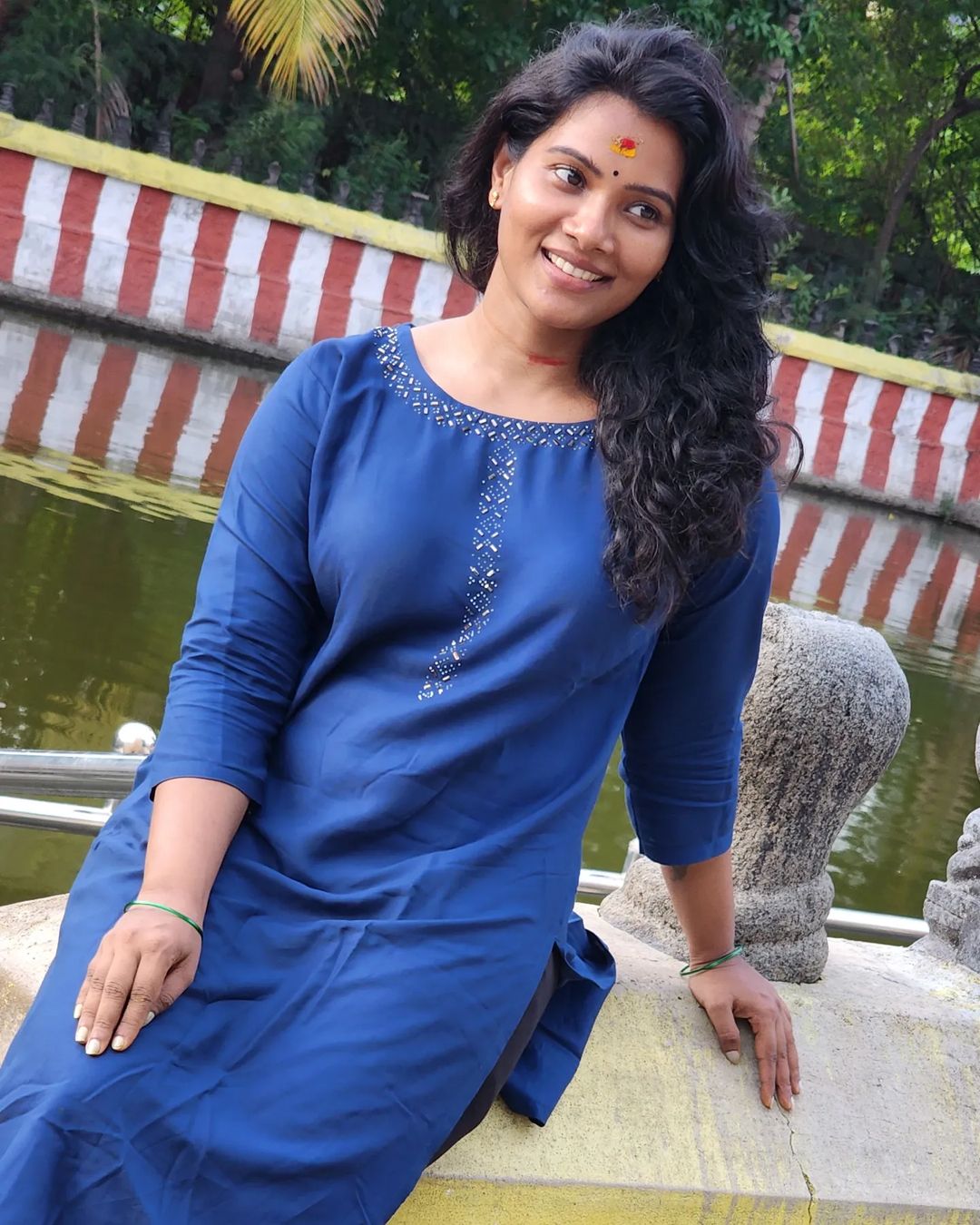 Dhivya Duraisamy Latest Photoshoot Gallery and Style
