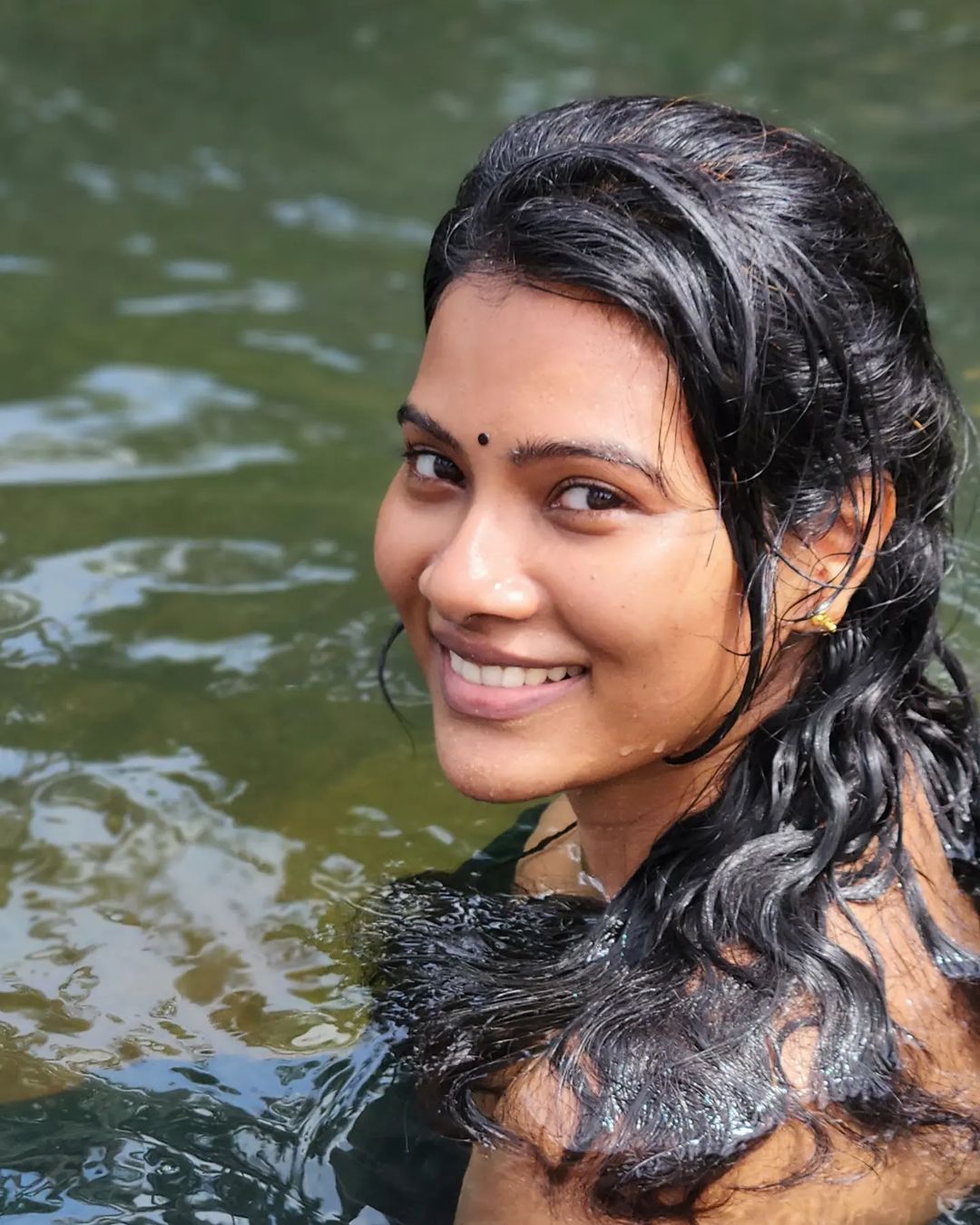 Dhivya Duraisamy Latest Photoshoot Gallery and Style