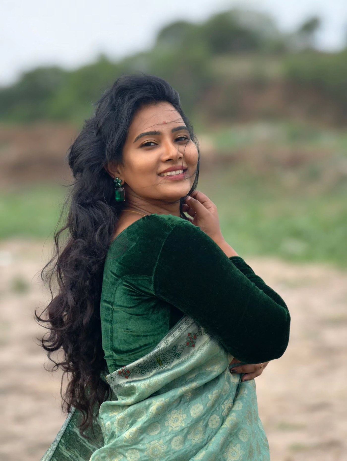 Dhivya Duraisamy Redefines Elegance in Timeless Indian Traditional Wear