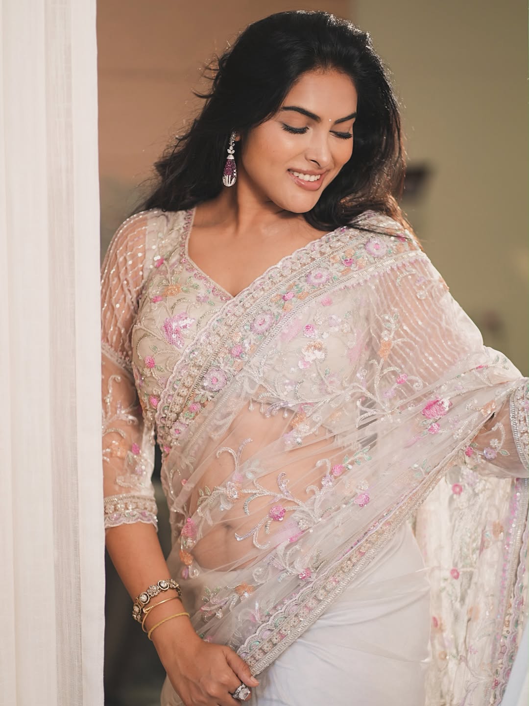 Sheer White Saree: Divi Vadthya's Floral Textile Moment