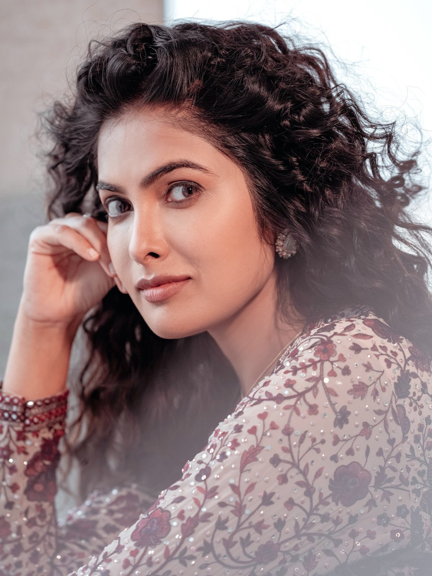 Effortless Ethnic Glamour: Divi Vadthya Redefines Modern Indian Style