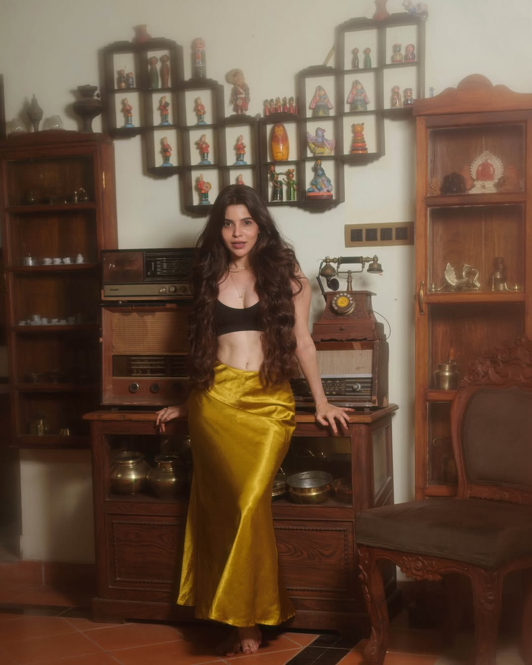 Divya Bharathi’s Latest Photoshoot: Glowing in Gold and Black!