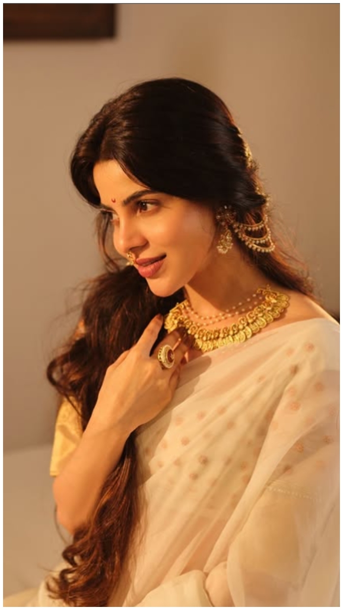 Divyabharathi's Ethereal Beauty in Gold