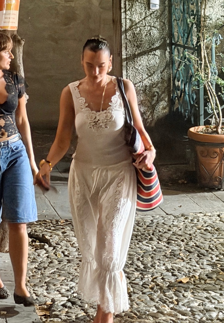From Portofino Charm to Superstar Style: Dua Lipa’s Effortless Glamour
