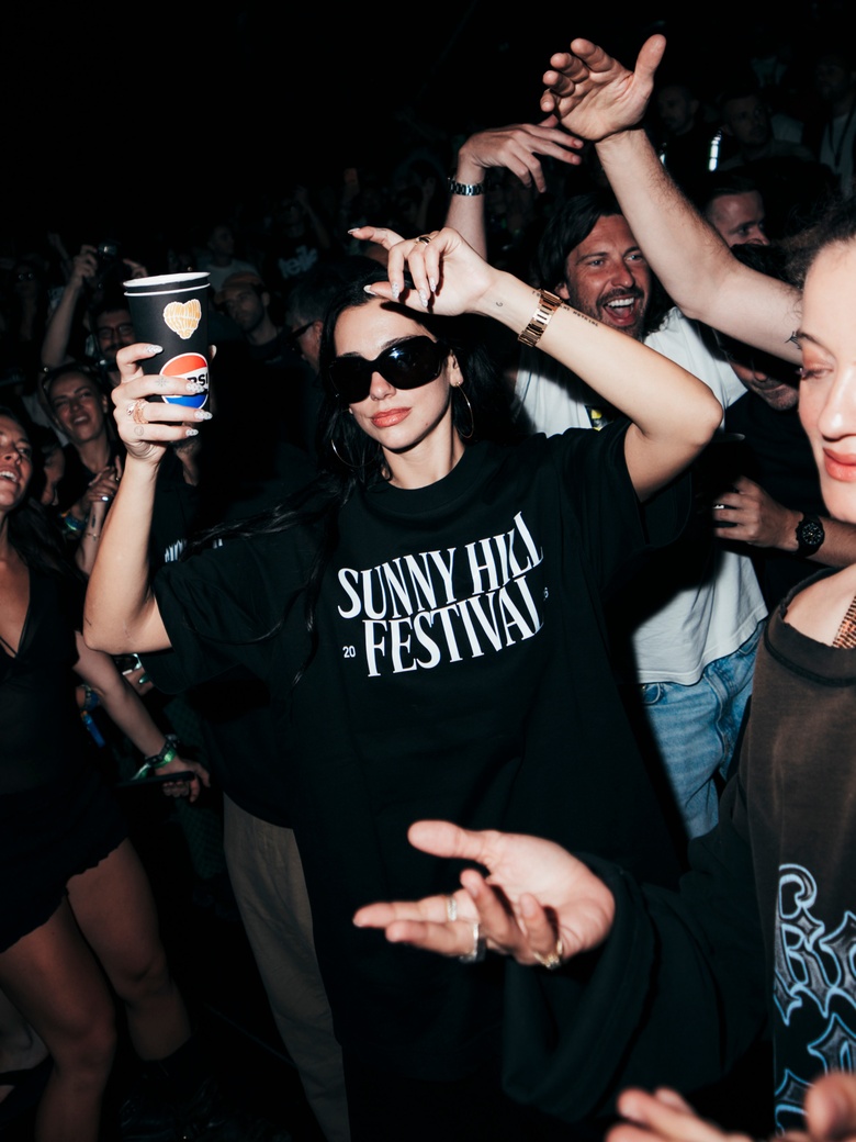 Dua Lipa Glows Up: Effortless Chic at the Sunny Hill Festival!