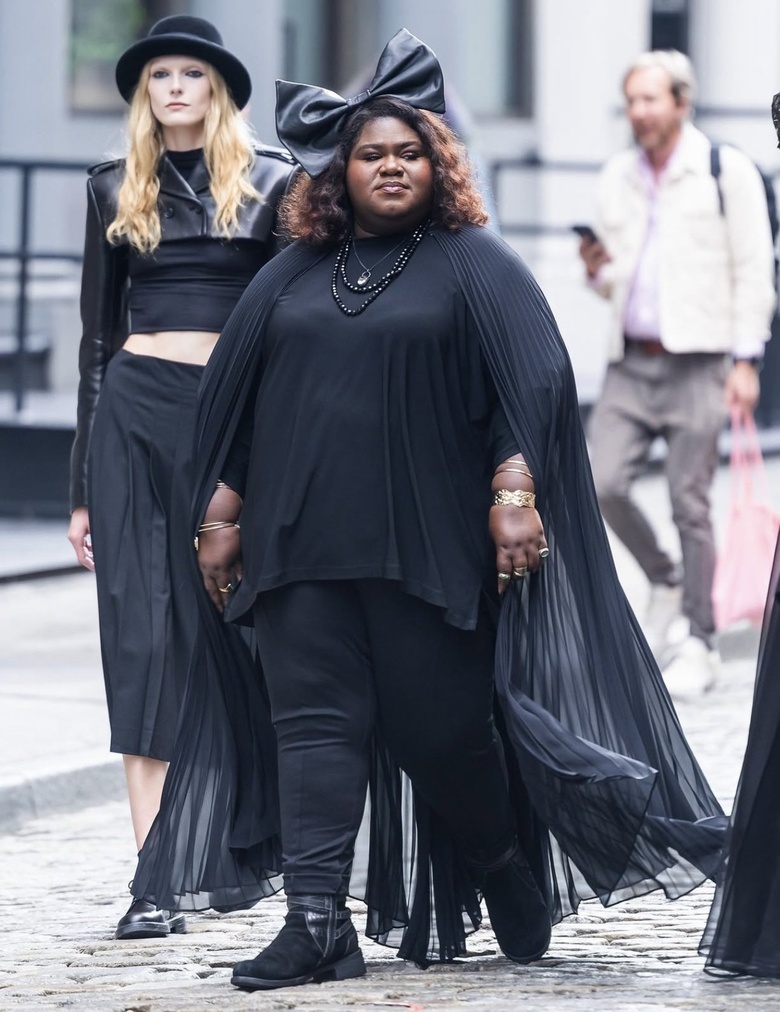 Obsessed with the Glow: The Subject Steals the Spotlight at Latest Event