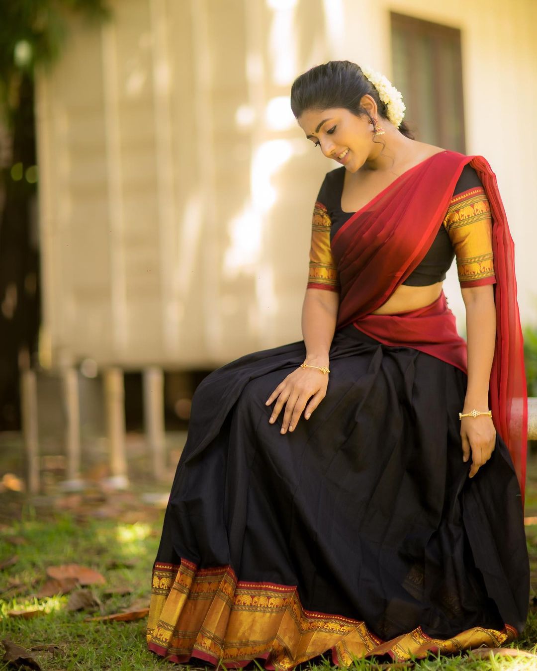 Eesha Rebba Stunning Dhavani Dress Photos Fashion Gallery