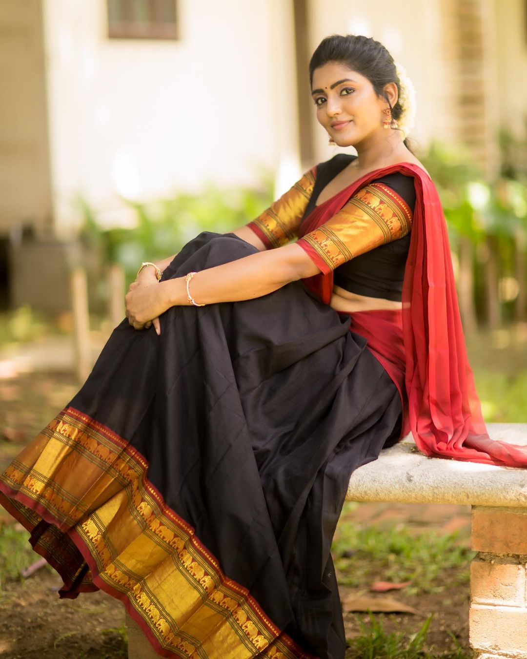 Eesha Rebba Stunning Dhavani Dress Photos Fashion Gallery